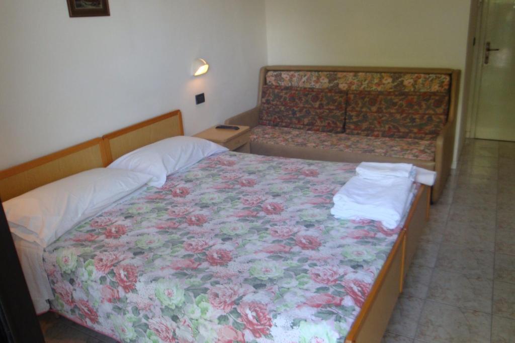 Hotel Vela Azzurra Ріміні Номер фото